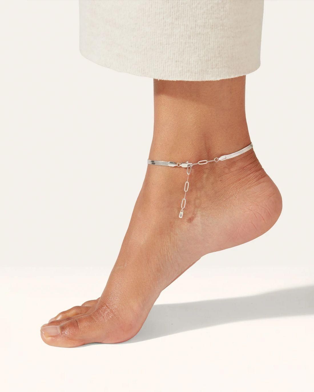 Premium Luxury Lucky Snake Anklet | Long-Lasting Shine & Modern Charm